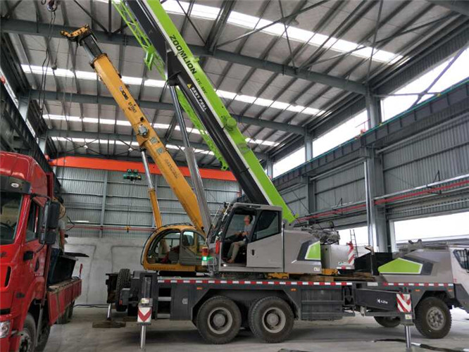 汉寿县高空车出租需要注意哪些安全事项？